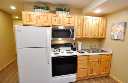 West Glacier Ski Chalet | Paddle Ridge