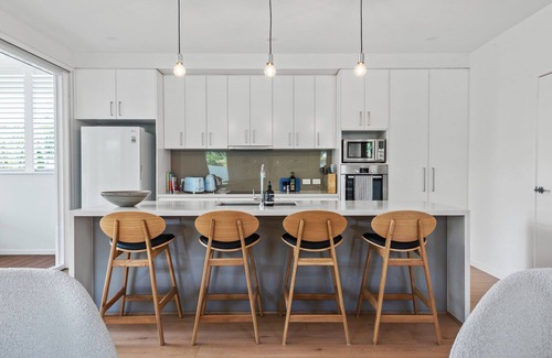 Paddington House | Paddo Princess! ~ 4Bed/2Bath/1Car ~ House