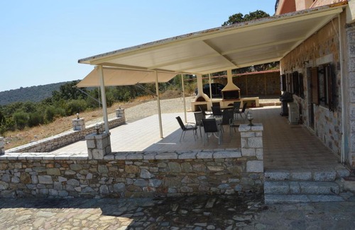 East Mani Apartment | Paganea's Pearl