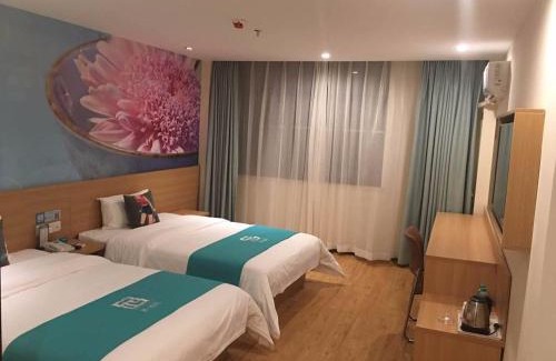 Zhuhai Hotel | Pai Hotel Zhuhai Career Technical College Seaview
