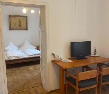Avrig Hotel | Palatul Brukenthal Avrig