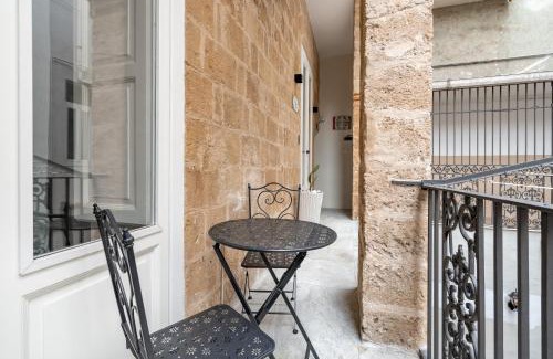 Isola del Borgo Antico House | Palazzo Calò