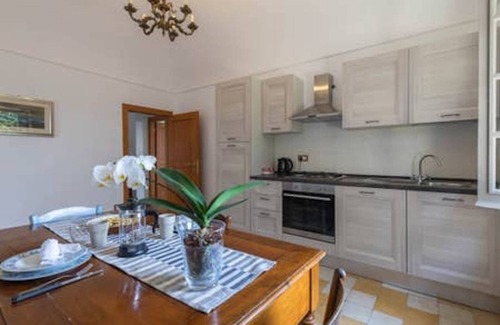 Segno Apartment | Palazzo K - Savona - 2 bedroom apartment in farmhouse with pool (Apt 5)