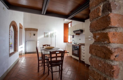 Massa Marittima Apartment | Palazzo Malfatti - Appartamento deluxe con vista Piazza Garibaldi
