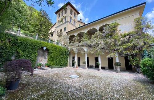Castello Cabiaglio Bed & Breakfast | Palazzo Ronchelli