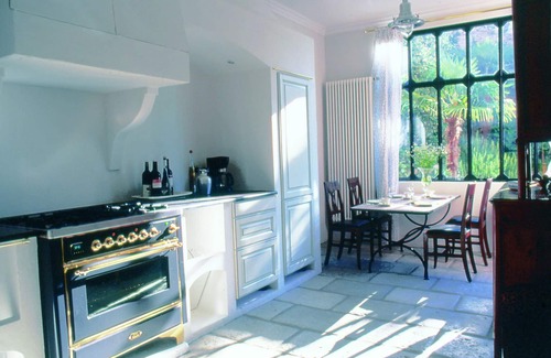 Gonte Villa | PALAZZO VALENTINO *nthe sunny side of life.