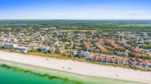 Riviera Beach House | Palm Paradise