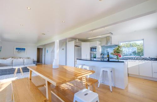 Ostend Villa | Palm Ridge - near Onetangi & Palm Beach
