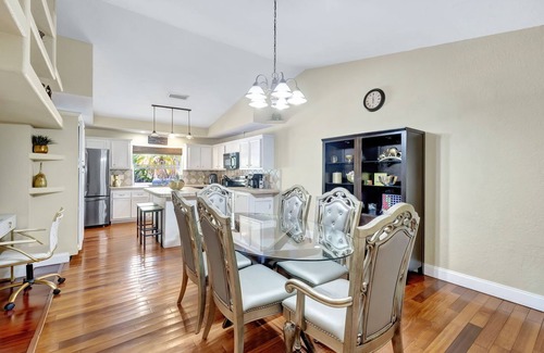 Tamarac House | Palm Tree Paradise House with Private Pool.