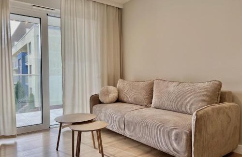 Dzielnica Uzdrowiskowa Apartment | PALM TREE Perłowa Przystań parking, 650m do plaży, świeżo oddany nowoczesny apartament, Parkplatz im Preis inbegriffen, 650 Meter zum Strand, frisch fertiggestellt, geräumige und moderne Wohnung, Parking included, 650 meters to the beach!