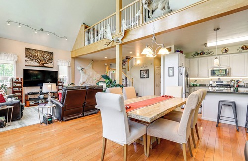 Butte House | Palmer Getaway w/Mountain Views & Fire Pit!