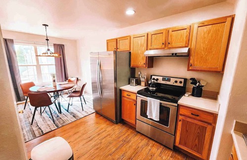 Palmer Lake House | Palmer Lake near AF Academy Pet Friendly King Bed 4 TVs