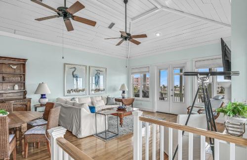 Holiday Isle House | Palmetto Cottage At Destin Pointe Resort