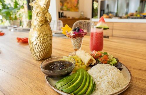 Quesada Ski Chalet | Pandanus Lodge & Retreats Bungalow Gingiber