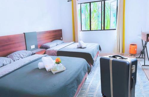 Pangkor Island Apartment | Pangkor Island Pool View Studio 2 Queen Beds 2 Min Walk to the Beach Free WiFi & Parking