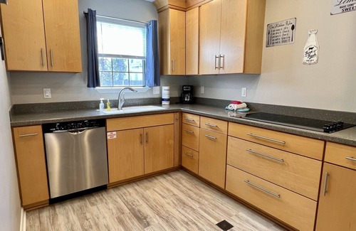 Ocean City House | Panhandle Paradise, Waterfront, 2 Dog Friendly in Fort Walton Beach. Free Activities Included!