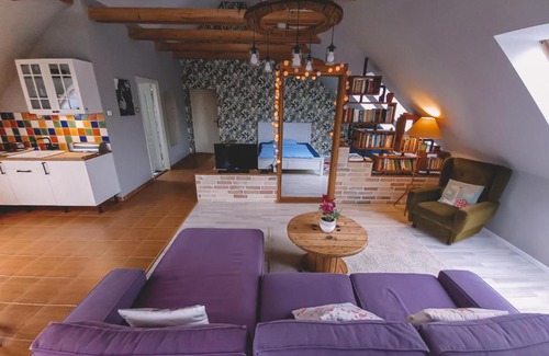 Goed House | Pannónia Apartment