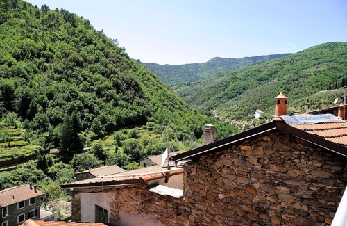 Pigna Apartment | Panoramic 2 Bedrooms Apartment In The Old Part Of Pigna With Balcony And Terrace