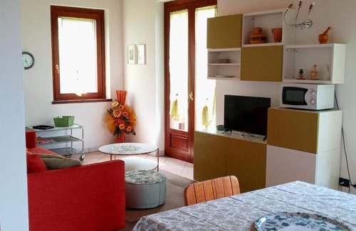 Parella Apartment | Panoramic apartment in villa with garden