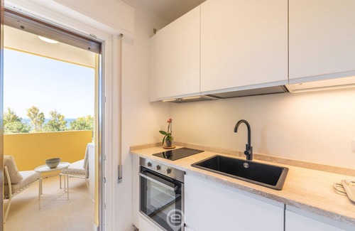 Su Forti Apartment | Panoramic Seaview Apartment 2