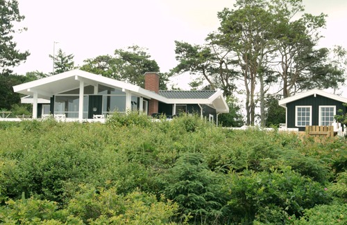 Smidstrup Strand Cottage | Panoramic sea view by the beach. Up to 10 guests in Gilleleje - Northern Zealand