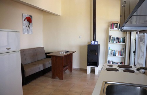 Triopetra House | Panoramic view of the sea, close to the beach, wifi - holiday home Triopetra, Cr