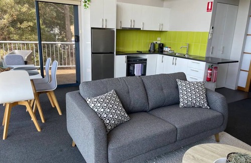 Grindelwald House | Panoramic views from your stunning 'Treehouse'