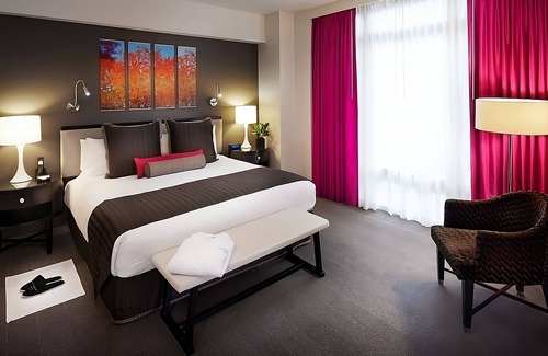 Rose Hill Hotel | Panoramic Views from Rooftop Bar! Minutes to Times Square, Pets Allowed, Pool!