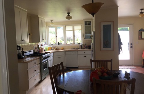 El Cerrito House | Panoramic Views of San Francisco in Berkeley Hills
