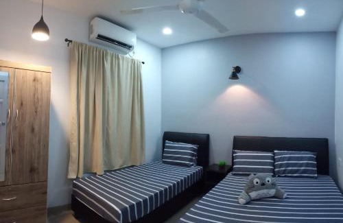 Pengkalan Baharu House | Pantai Remis Homestay 118A