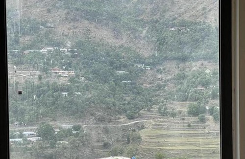 Murree Villa | Pantara Farmhouse - Luxurious Mountain top bungalow