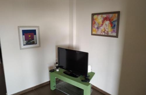 Attiki Apartment | Pantazopoulou square apartment (central railway)