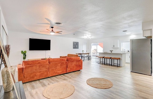 Winchester House | Paradise Home Centrally Located with Pool