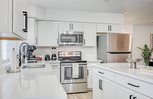 Winchester House | Paradise Home Centrally Located with Pool