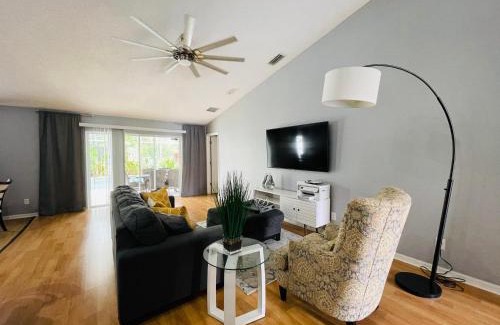 Sabal Harbour House | PARADISE HOME NEAR IMG ACADEMY & SIESTA KEY BEACH