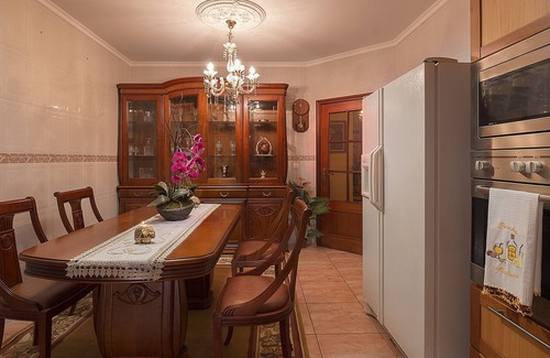 Estrela da Calheta House | Paradise House Calheta. Whole house with 3 bedrooms, 1 km from calheta beach