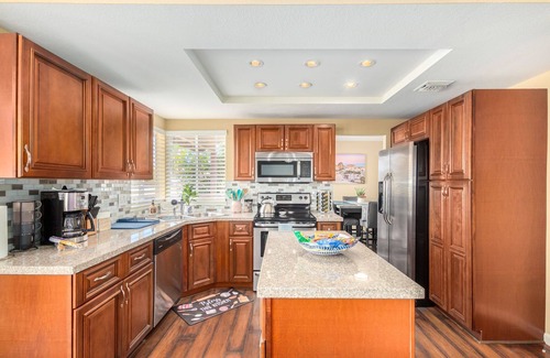 Rita Ranch House | Paradise in Rita Ranch - HEATED POOL