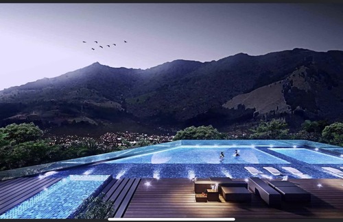 La Estrella Apartment | paradise in the city