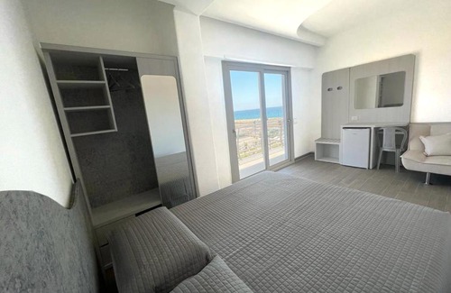 San Ferdinando House | Paradise Island - Terrazza sul Mar Mediterraneo