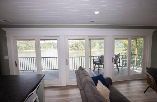 Lancaster House | Paradise Key