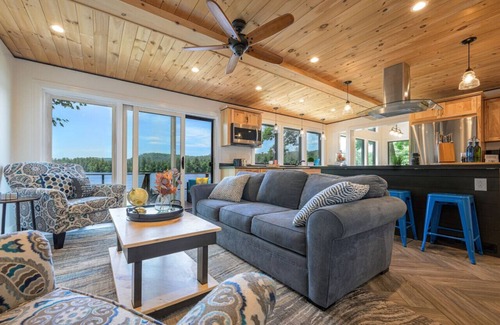 Conway House | Paradise on Pequawket | Lakefront | Hot Tub | New