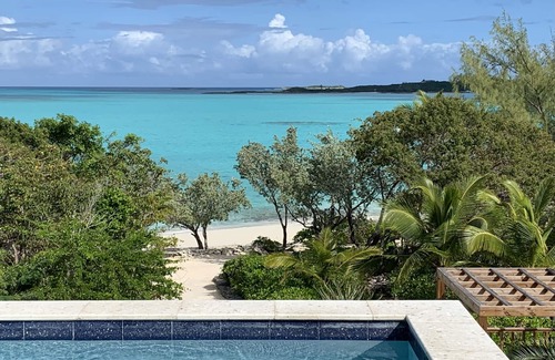 Great Exuma House | Paradise! Private Beachfront Home w/Pool & Beach WiFi! nn