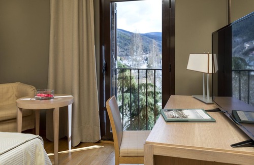 Seu de Urgell Hotel | Parador de la Seu d'Urgell