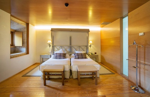 Santo Estevo de Ribas de Sil Hotel | Parador de Santo Estevo