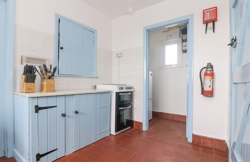 The Lizard Cottage | PARC AN CASTLE COTTAGE, family friendly, with a garden in The Lizard