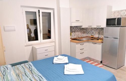 Gianola House | Parco dei Gerani - Il monolocale e la camera - Room and Studio