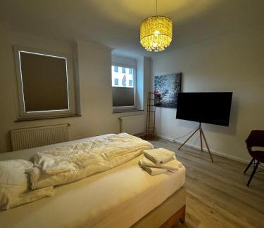 Hilden Cabin | Paris: Messe-/Business-/FeWo DUS