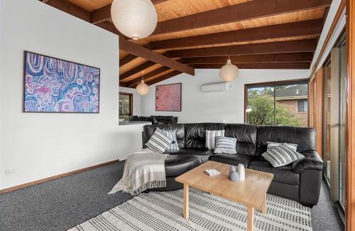 Surf Beach House | Park and Relax