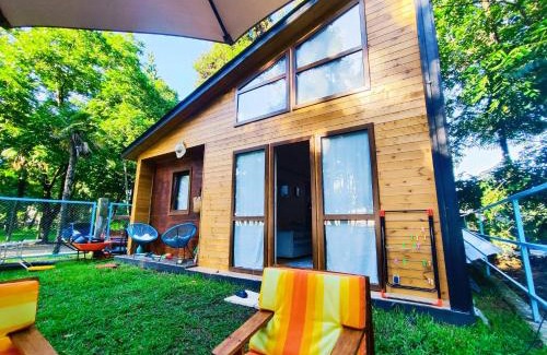 Magnetiti House | Park & Beach House in Ureki Magnetiti