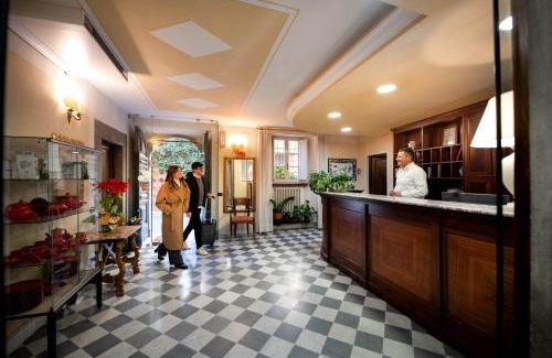 Bagni di Lucca Hotel | Park Hotel Regina - with air-condition and outdoor heated pool